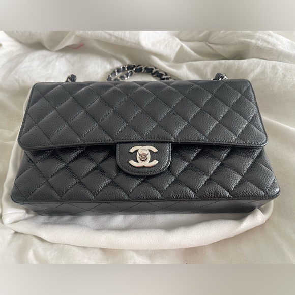 CHANEL Handbags - Classic medium black caviar chanel bag. Original. No signs of wear with receipt